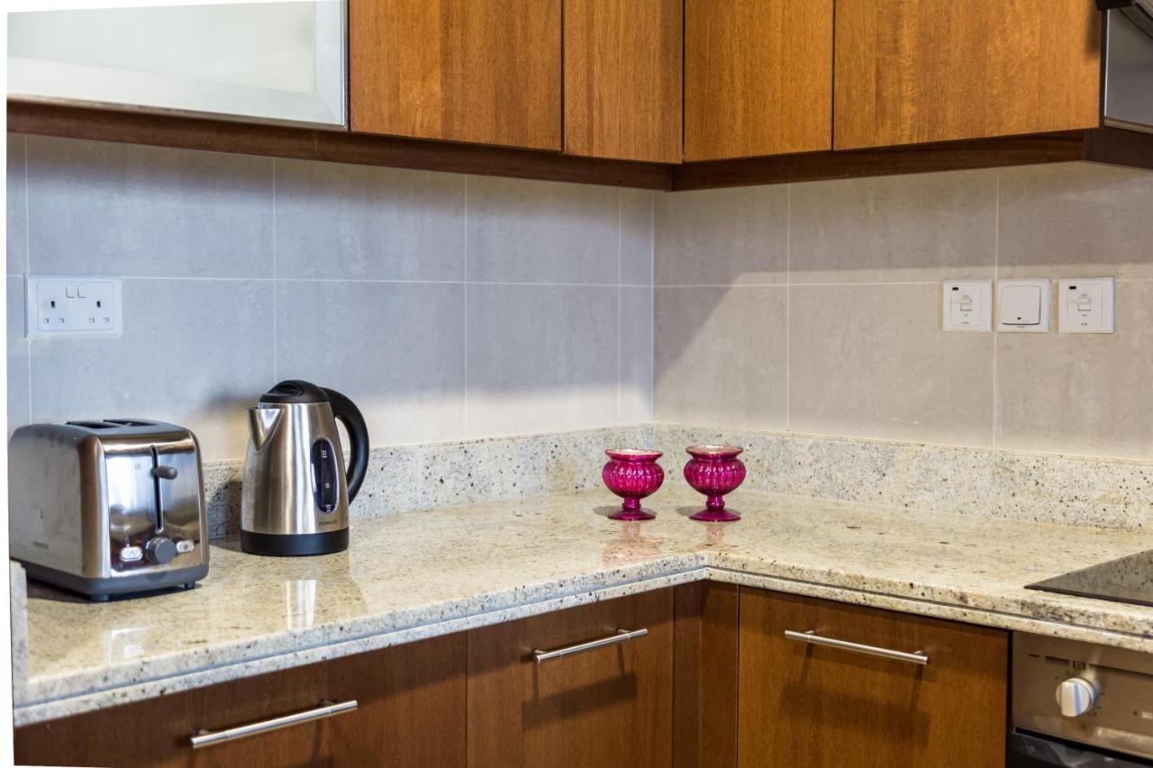 Appartement Higuests - Luxury Apt With Balcony, Steps From Burj Khalifa *