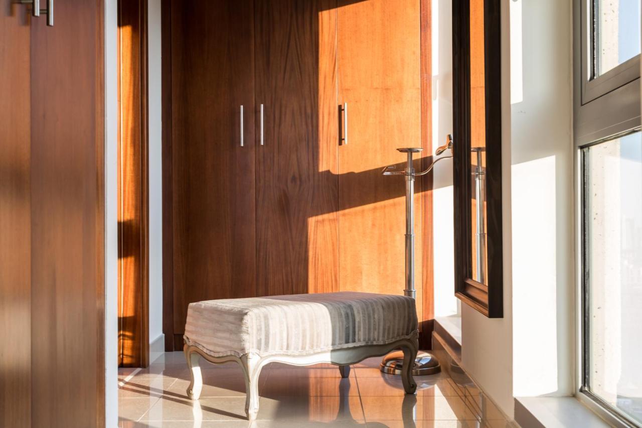 Appartement Higuests - Luxury Apt With Balcony, Steps From Burj Khalifa *
